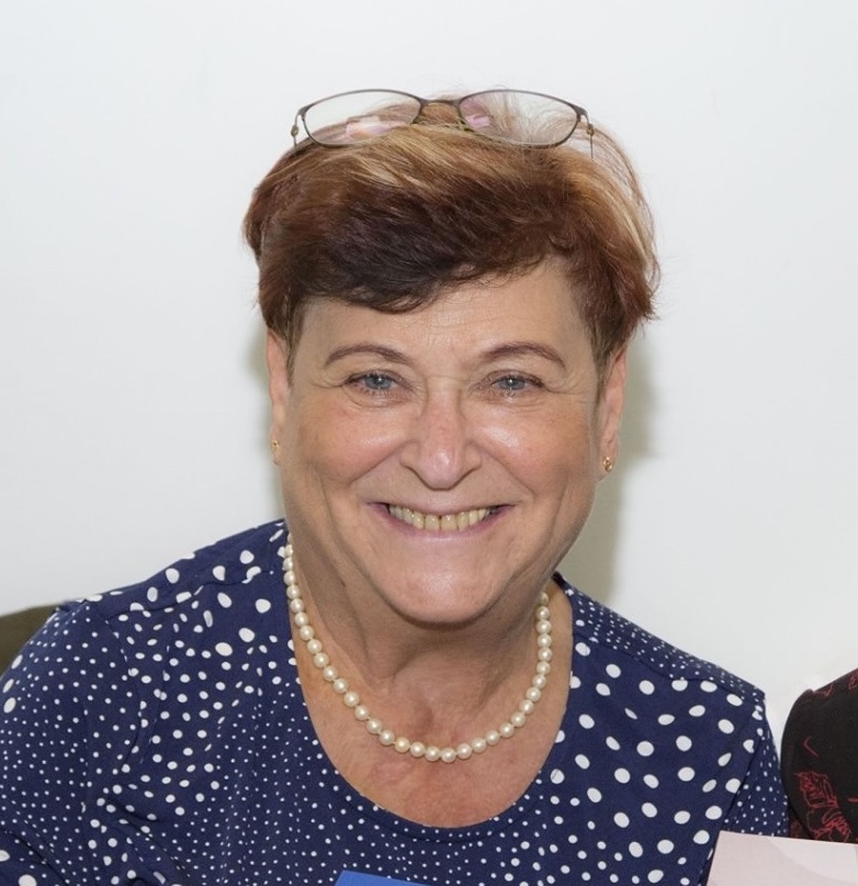 Szilvi